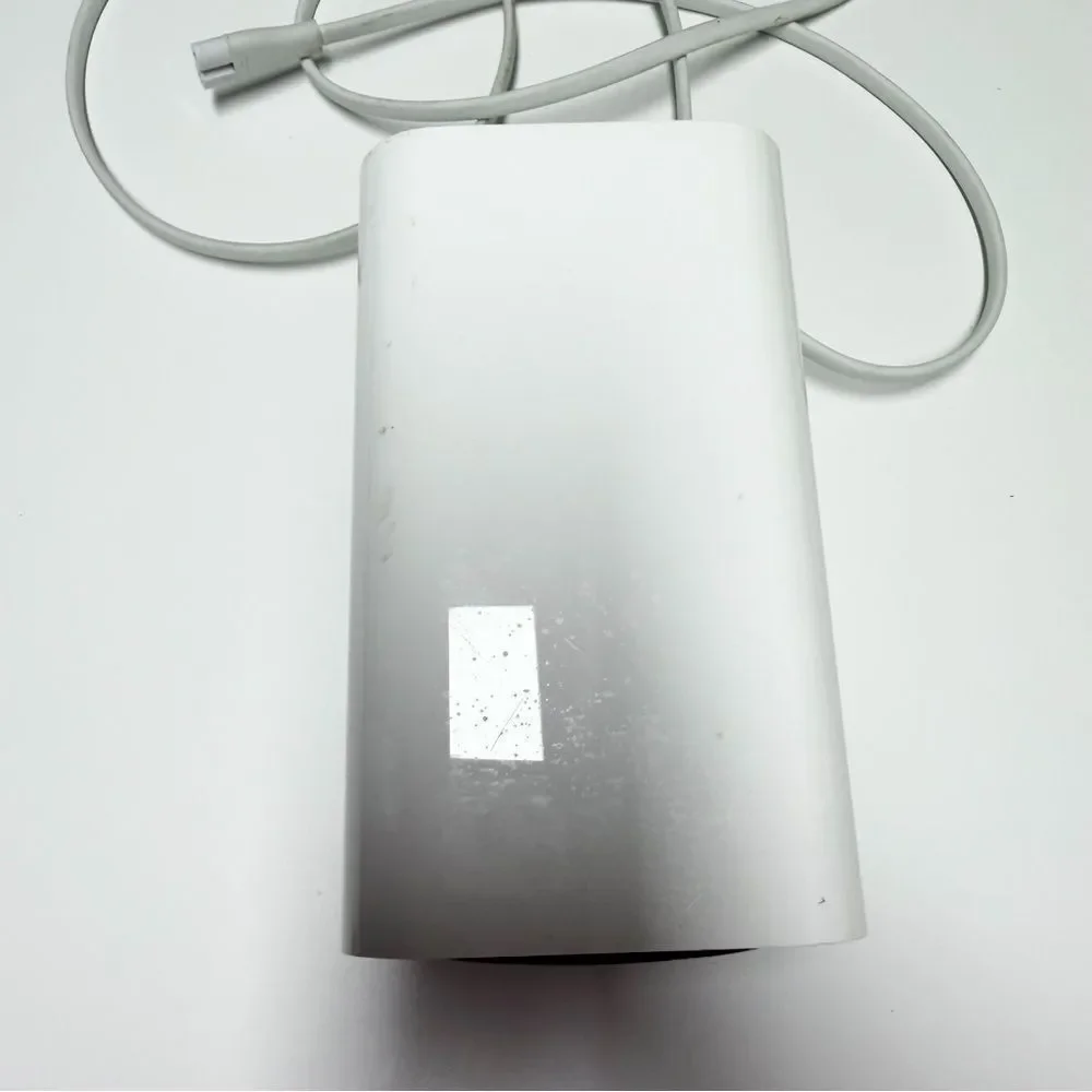 Apple AirPort Extreme Router 802.11ac A1521